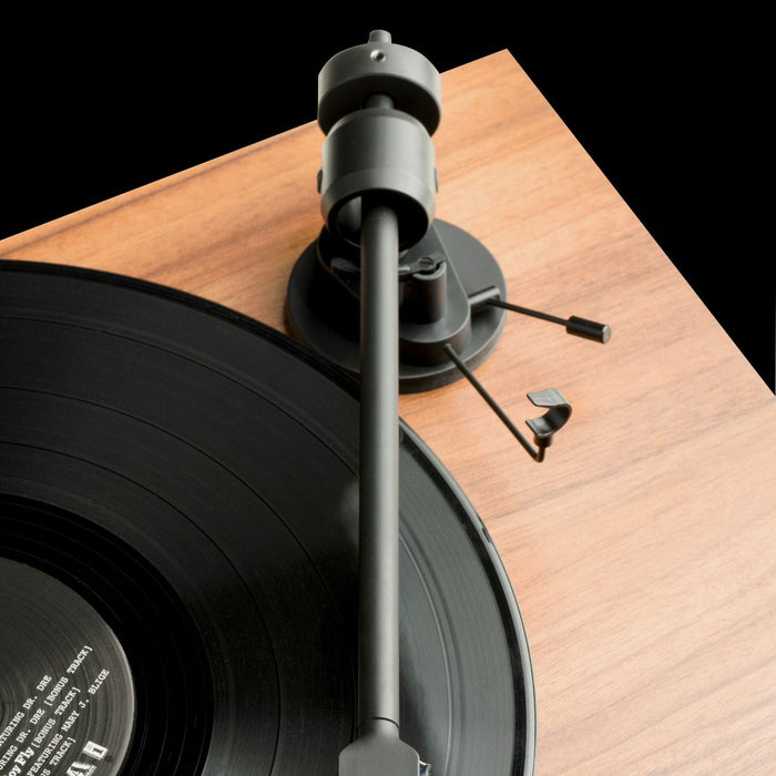 Kanto Audio YU4 & Pro-Ject E1 Turntable & Speaker Bundle